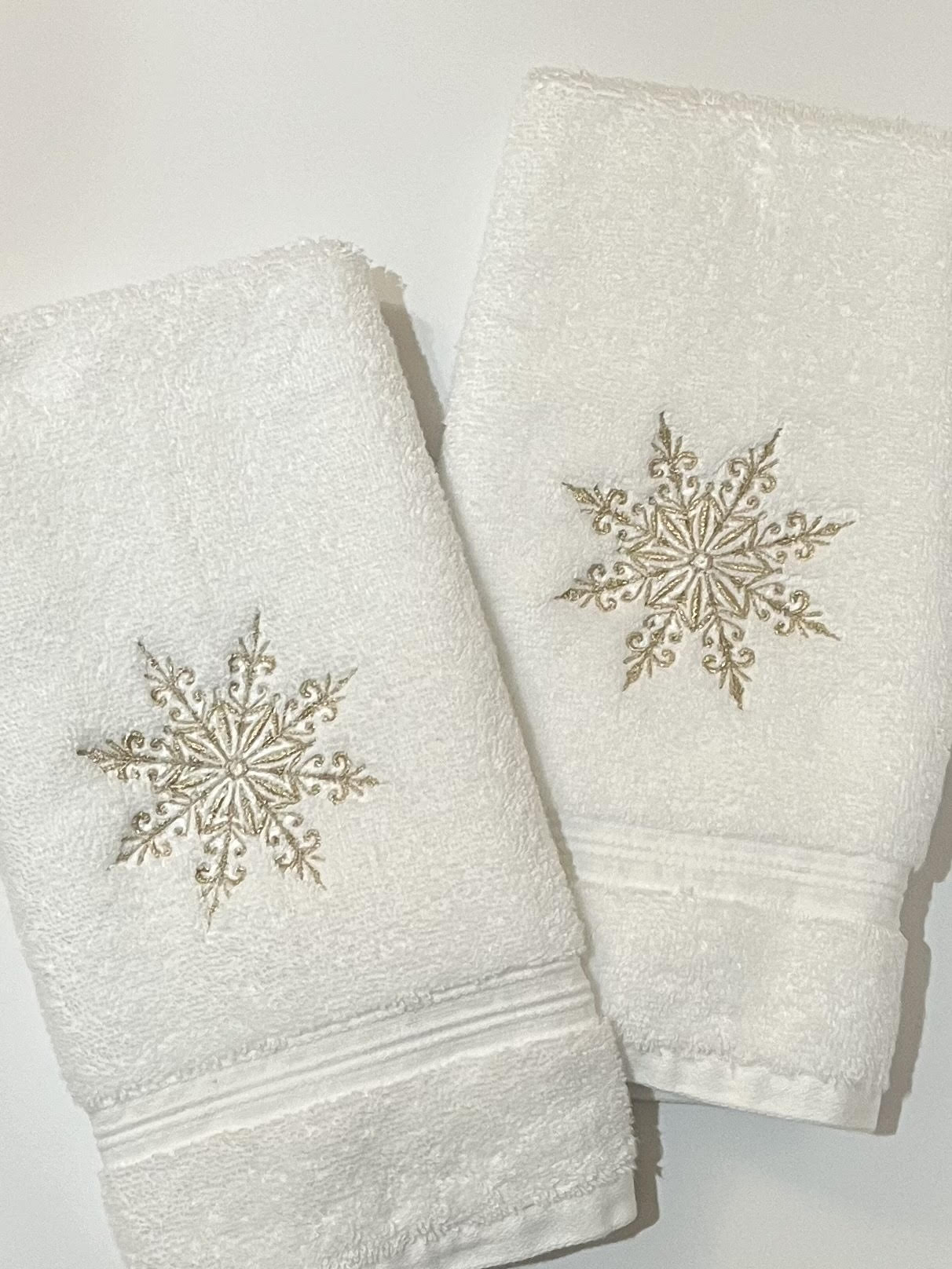 SNOWFLAKE HAND TOWELS