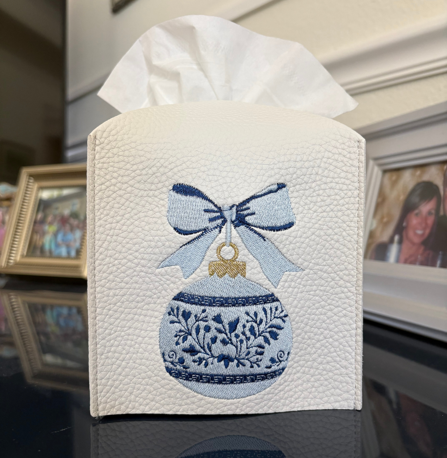 Chinoiserie Christmas Bauble
